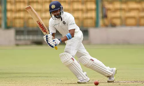 രഹാനെയും വിജയും വീണു; ന്യൂസിലാന്‍റില്‍ തിളങ്ങി പൃഥ്വിയും വിഹാരിയും