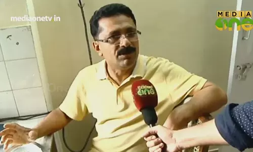 ‘കഴിവ് കെട്ടവനും അഴിമതിക്കാരനും’