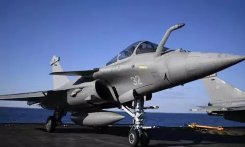 റാഫേല്‍ കരാര്‍; പ്രതിരോധ വിദഗ്ധ സമിതിയെയും തെറ്റിദ്ധരിപ്പിച്ചു, കേന്ദ്ര സര്‍ക്കാര്‍ വീണ്ടും പ്രതിരോധത്തില്‍ 