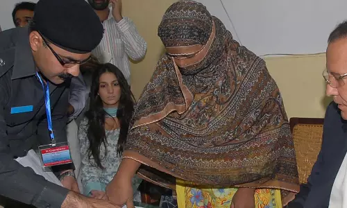 ആസിയ ബീബിക്ക് പൌരത്വം നല്‍കണമെന്ന് ജര്‍മനിയോട് ആവശ്യപ്പെട്ടതായി ബീബിയുടെ അഭിഭാഷകന്‍