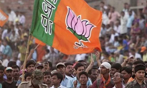 കാര്‍ഷിക ഗ്രാമങ്ങളില്‍ പിടിച്ചു നില്‍ക്കാനുള്ള ബി.ജെ.പിയുടെ  അടവുകള്‍ ഫലിക്കുന്നില്ല