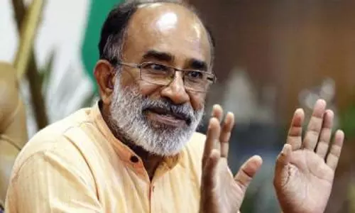 ദേശീയ നേതാക്കളെ രംഗത്തിറക്കി ബി.ജെ.പി; കണ്ണന്താനം പമ്പയിലെത്തും