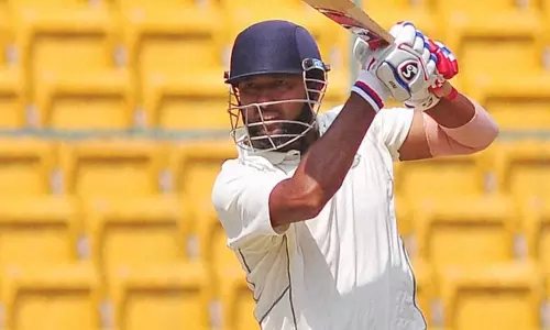 രഞ്ജി ട്രോഫിയില്‍ 11,000 റണ്‍സ് തികക്കുന്ന ആദ്യ താരമായി വസീം ജാഫര്‍