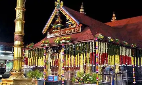 ശബരിമല; നാലാം ദിവസവും ഭക്തരുടെ എണ്ണത്തില്‍ കുറവ് 