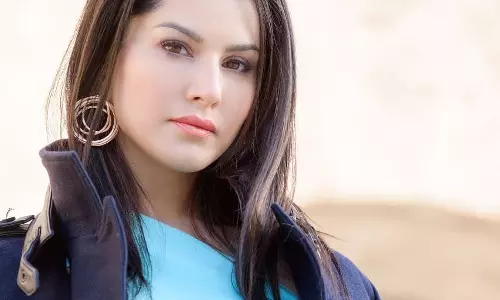 ഞാനൊരു നല്ല മനുഷ്യനാണെന്ന്  ഹൃദയം കൊണ്ട് തിരിച്ചറിയുന്നതാണ് പ്രധാനം;സ്ത്രീകളോട് സണ്ണി ലിയോണ്‍