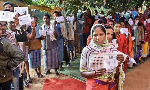ഛത്തീസ്‍ഗഡില്‍ ജനം വിധിയെഴുതി; 72 ശതമാനം പോളിങ്