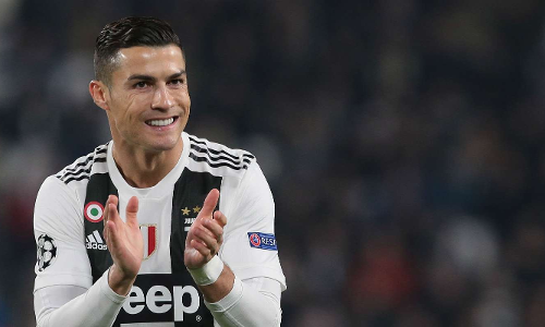 ചാമ്പ്യന്സ് ലീഗില് പുതുചരിത്രം രചിച്ച് ക്രിസ്റ്റ്യാനോ ചാമ്പ്യന്സ് ലീഗില് പുതുചരിത്രം രചിച്ച് ക്രിസ്റ്റ്യാനോ