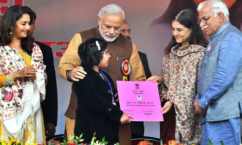 ‘ബേട്ടി ബചാവോ ബേട്ടി പഠാവോ’; 56 ശതമാനം തുകയും ചെലവഴിച്ചത് പരസ്യത്തിനും പ്രചാരണങ്ങൾക്കും