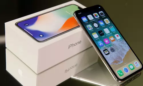 വിപണി ചതിച്ചു; പഴയ എെഫോണ്‍ എക്സ് വീണ്ടും ഇറക്കാന്‍ ആപ്പിള്‍ 