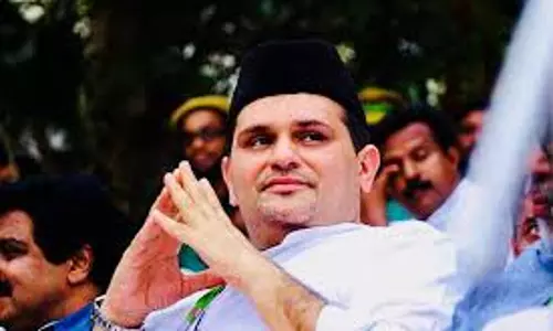 യുവജന യാത്ര: അധികാര രാഷ്ട്രീയത്തിലേക്കുള്ള മുനവ്വറലി ശിഹാബ് തങ്ങളുടെ കടന്നുവരവോ?