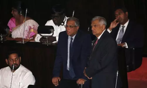 രജപക്‌സെക്ക് തിരിച്ചടി, സെലക്ട് കമ്മിറ്റിയില്‍ വിക്രമസിംഗെക്ക് ഭൂരിപക്ഷം