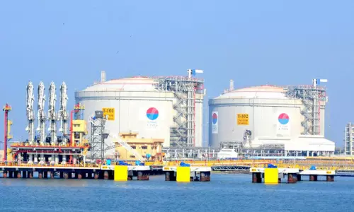 പുതുവൈപ്പ് സമരം; സ്ത്രീകളടക്കം അറസ്റ്റില്‍