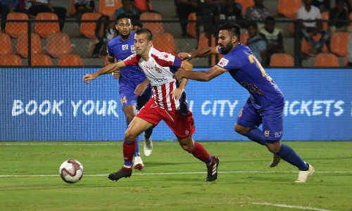 എെ.എസ്.എല്‍ മുംബൈ - കൊല്‍ക്കൊത്ത മത്സരം ഗോള്‍ രഹിത സമനില