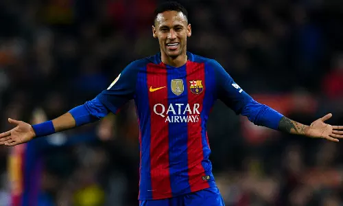 നൈമര്‍ ബാഴ്സയിലേക്കോ? തുറന്ന് പറഞ്ഞ് ബാഴ്സ മാനേജര്‍