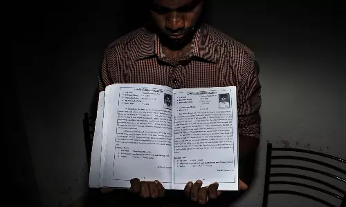 സ്വപ്നങ്ങളില്‍ ഞാന്‍ എന്റെ മകനെ കാണുന്നു: നോവുന്ന ശ്രീലങ്കന്‍ തമിഴ് ജീവിതങ്ങളിലൂടെ.....  