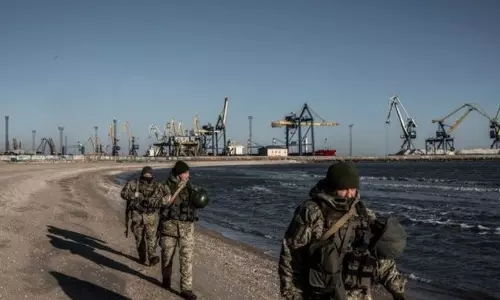 റഷ്യക്കാര്‍ക്ക് നിരോധനമേര്‍പ്പെടുത്തി യുക്രൈന്‍