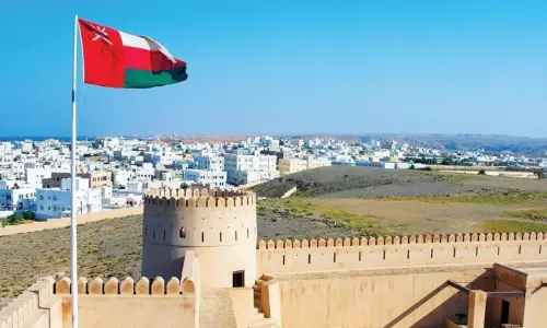 വ്യാജ സര്‍ട്ടിഫിക്കറ്റ് ഉപയോഗിച്ച് തൊഴിലെടുക്കുന്നവരെ പിടിക്കാന്‍ ഒമാന്‍