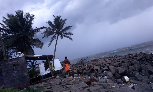 ഓഖി കവര്‍ന്നെടുത്തവരുടെ ഓര്‍മ്മകളില്‍ തീരവാസികള്‍