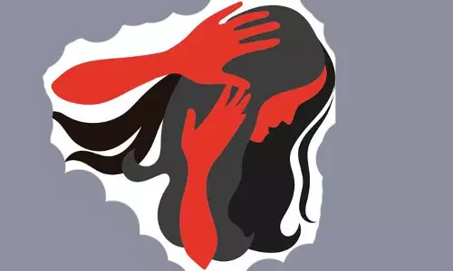 നടിയെ ആക്രമിച്ച കേസ്: രണ്ട് അഭിഭാഷകരെ പ്രതിപ്പട്ടികയില്‍ നിന്ന് ഒഴിവാക്കി