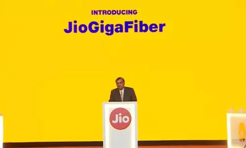 ജിയോ ജിഗാഫൈബര്‍ ബ്രോഡ്ബാന്‍ഡ് പ്ലാനുകള്‍ തുടങ്ങുന്നത് 500 രൂപയില്‍; സെക്കന്റില്‍ 600 എം.ബി വരെ വേഗത: റിപ്പോര്‍ട്ട്