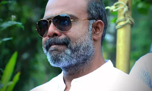 കിടു ലുക്കില്‍ ചെമ്പന്‍ വിനോദ്; മാസ്കിന്റെ ഫസ്റ്റ് ലുക്ക് പുറത്ത്