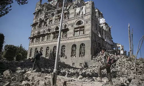 പരിക്കേറ്റ ഹൂതികളെ ഒമാനിലെത്തിക്കാന്‍ സൗദി സഖ്യ സേന സമ്മതിച്ചു