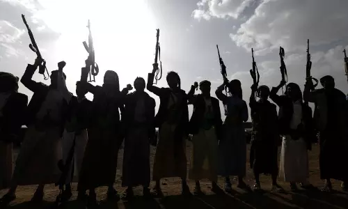 യമനില്‍ ഏറ്റുമുട്ടല്‍ തുടരുന്നു; നാല്‍പത് ഹൂതികളെ വധിച്ചു