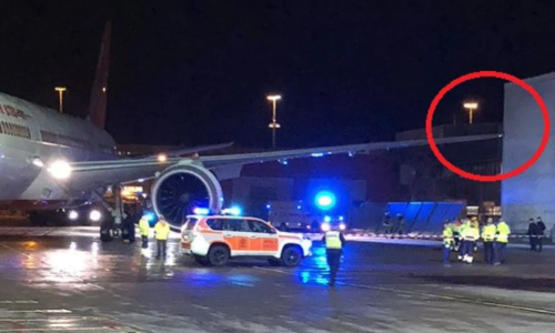 സ്റ്റോക്ഹോം വിമാനത്താവളത്തില്‍ എയര്‍ഇന്ത്യ വിമാനം കെട്ടിടത്തില്‍ ഇടിച്ചു