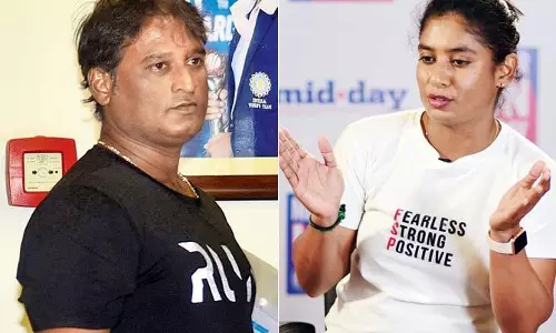 മിതാലിയെ പുറത്തിരുത്തിയതിന് പിന്നില്‍ മുംബൈയില്‍ നിന്നുള്ള കോള്‍, വിവാദം പുതിയ വഴിത്തിരിവില്‍