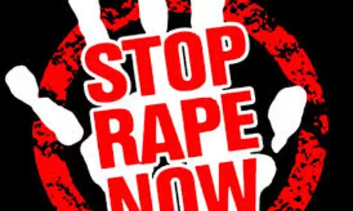 ഫെയിസ്ബുക്ക് കെണിയില്‍ പീഡനപരമ്പര 