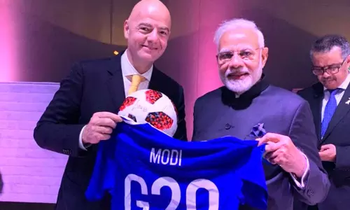 ഇരുപതാം നമ്പര് ജേഴ്സിയില് മോദി... ഇരുപതാം നമ്പര് ജേഴ്സിയില് മോദി...