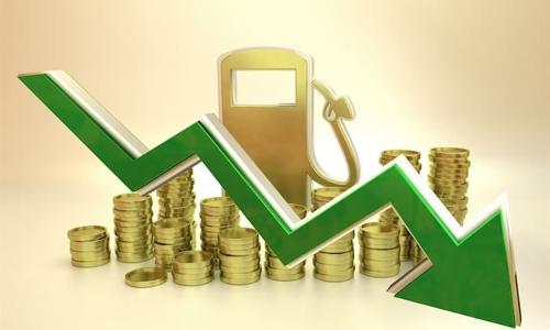 അന്താരാഷ്ട്ര വിപണിയില്‍ എണ്ണ വില വീണ്ടും ഇടിയുന്നു; പ്രതിദിനം 10 ലക്ഷം ബാരല്‍ കുറക്കും