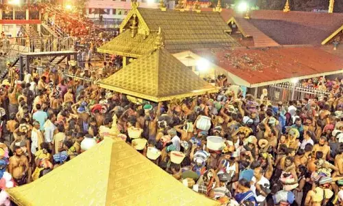 മണ്ഡല കാലം തുടങ്ങി ഇരുപത് ദിവസം; തീർത്ഥാടകരുടെ എണ്ണത്തിൽ ഗണ്യമായ കുറവെന്ന് കണക്കുകൾ