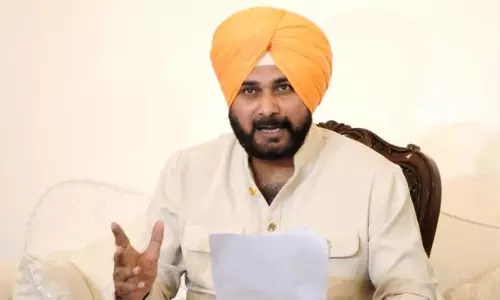 പ്രസ്താവനകളില്‍ മിതത്വം വേണം: സിദ്ധുവിനോട് കോണ്‍ഗ്രസ് നേതൃത്വം