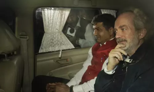 അഗസ്റ്റാ വെസ്റ്റ്‍ലാന്‍ഡ് ഹെലികോപ്റ്റർ ഇടപാട് കേസിലെ ക്രിസ്ത്യന്‍ മിഷേലിനെ ഇന്ത്യയിലെത്തിച്ചു 