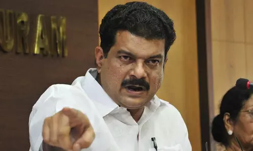 പ്രവാസിയില്‍ നിന്ന് 50ലക്ഷം തട്ടിയ കേസ്; പി.വി അന്‍വര്‍ എം.എല്‍.എക്ക് ഹൈക്കോടതിയില്‍ തിരിച്ചടി 