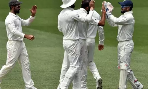 പെര്‍ത്ത് ടെസ്റ്റ്: ആസ്‌ത്രേലിയക്ക് ബാറ്റിംങ്