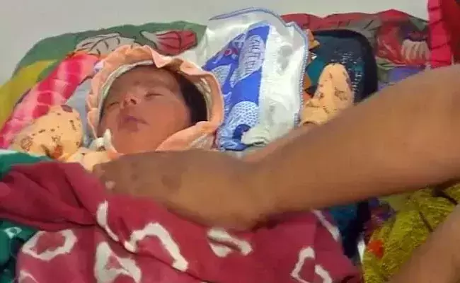 ജനിച്ച് 2 മണിക്കൂറിനുള്ളില്‍ എല്ലാ ഒൌദ്യോഗിക രേഖകളും സ്വന്തം; താരമായി ഈ പെണ്‍കുഞ്ഞ്