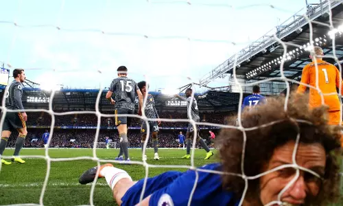 മാഞ്ചസ്റ്റര്‍ സിറ്റിയും ചെല്‍സിയും തോറ്റു