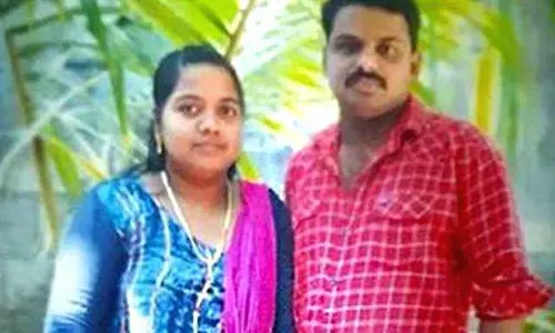 വനിതാമതില്‍  ദിവസം വഞ്ചനാമതില്‍ തീര്‍ക്കാനൊരുങ്ങി കൊല്ലപ്പെട്ട സനലിന്റെ കുടുംബം