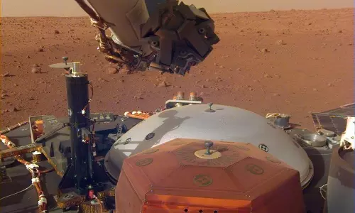 ചൊവ്വയില്‍ കാറ്റ് വീശുന്ന ശബ്ദം കേള്‍ക്കാം..; കൗതുകമുണര്‍ത്തി നാസയുടെ ഇന്‍സൈറ്റ്