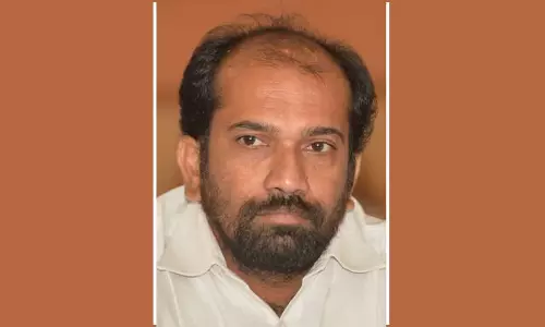 ഹര്‍ത്താലില്‍ കാല്‍നട പ്രതിഷേധവുമായി എം.എല്‍.എ