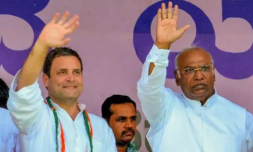 റഫാലില്‍ സി.എ.ജി റിപ്പോര്‍ട്ട്: കേന്ദ്രം കോടതിയെ തെറ്റിദ്ധരിപ്പിച്ചെന്ന് കോണ്‍ഗ്രസ് 