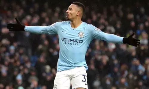പ്രീമിയര്‍ ലീഗില്‍ മാഞ്ചസ്റ്റര്‍ സിറ്റി വീണ്ടും ഒന്നാമത്