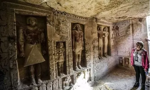 4400 വര്‍ഷം പഴക്കമുള്ള ശവകുടീരം കണ്ടെത്തി