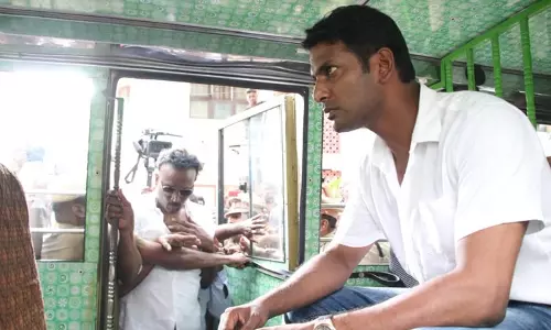 പ്രൊഡ്യൂസേഴ്‌സ് കൗണ്‍സില്‍  ഓഫിസിന് മുന്നില്‍ സംഘര്‍ഷം; നടന്‍ വിശാല്‍ അറസ്റ്റില്‍