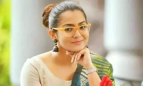 സിനിമയിലെ സഭ്യമല്ലാത്ത സംഭാഷണങ്ങളെ മഹത്വവത്കരിക്കുന്നതിനെയാണ് എതിര്‍ത്തത്; കസബ വിവാദത്തെ കുറിച്ച് വീണ്ടും പാര്‍വതി