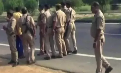 അന്യജാതിയില്‍ പെട്ട ആളിനെ വിവാഹം കഴിച്ചതിന് യുവതിയെ മാതാപിതാക്കള്‍ കൊലപ്പെടുത്തി, മൃതദേഹം കത്തിച്ചു