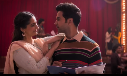 ‘ഏക് ലഡ്കി കൊ ദേഖാ തൊ ഐസാ ലഗാ’..കാലങ്ങളെ പ്രണയത്തിലാഴ്ത്തിയ ആ ഗാനമിതാ വീണ്ടും 