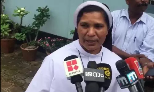 ഫ്രാങ്കോ മുളക്കലിനെതിരെ സമരം ചെയ്ത സിസ്റ്റര്‍ ലൂസിയെ വിമര്‍ശിച്ച് ദീപികയില്‍ ലേഖനം